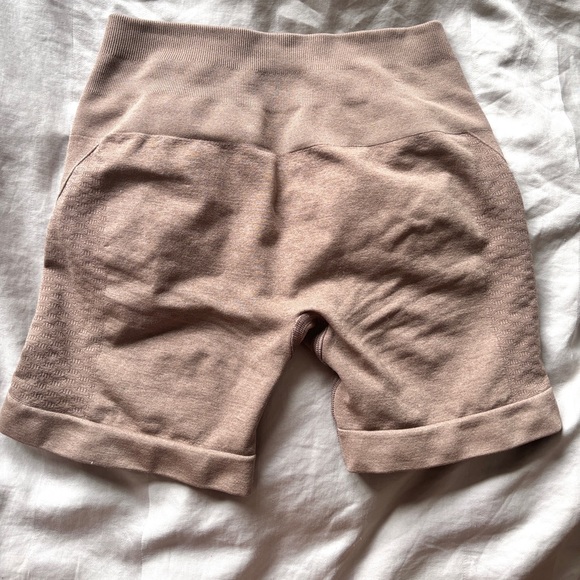 Amplify contour shorts 5” in sand - Picture 4 of 5